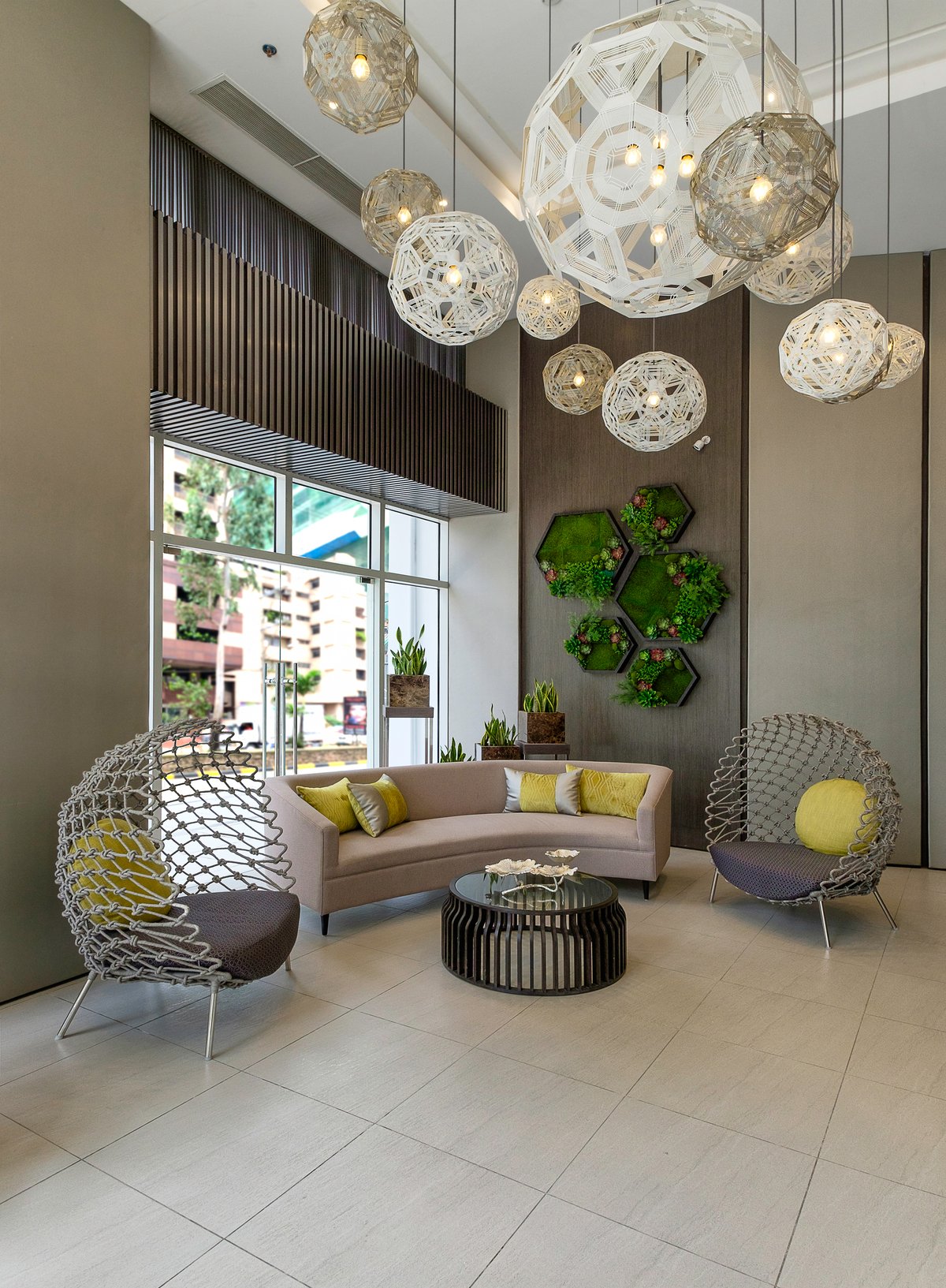 The Currency Lobby Condo living has reshaped urban lifestyle trends by offering residents convenience, accessibility, and a sense of community.